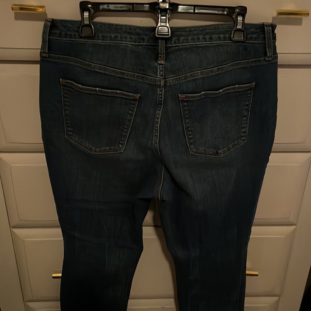 Universal Thread Stretch Denim Shredded Knee Jean… - image 3